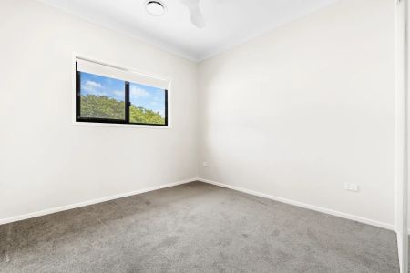 26 Henderson Road, - Photo 4