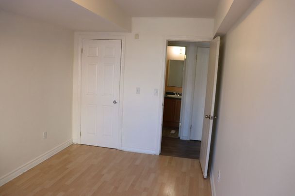 For Lease - 174 Rickson Avenue, Guelph, Ontario - Photo 1