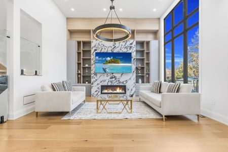 For Lease - 9 Earl Street, Mississauga, Ontario - Photo 3