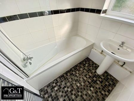 3 bedroom terraced house to rent - Photo 4