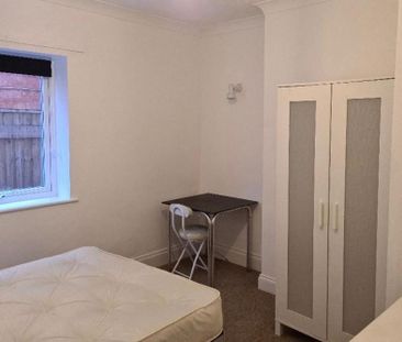 Bournemouth Trafalgar Road Winton, BH9, Dorset - Photo 5