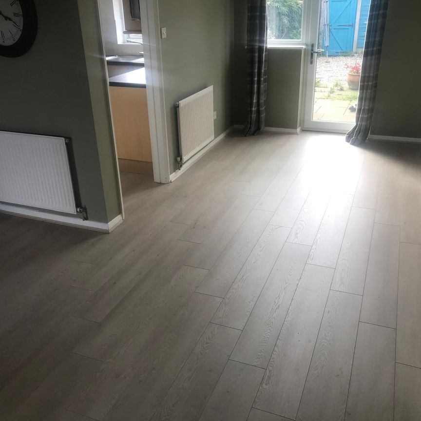 Adams Glade, Rochford, Essex, SS4 - Photo 1