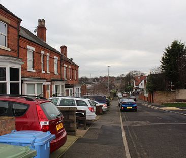 West Hill Drive, Mansfield, Nottinghamshire - Photo 6