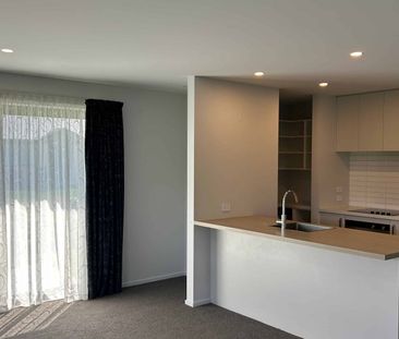 Three Bedroom Home - Photo 3