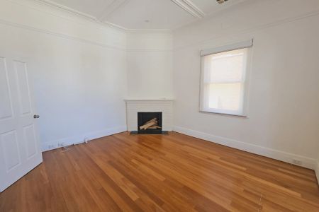 49 Barkers Road, Kew. - Photo 5