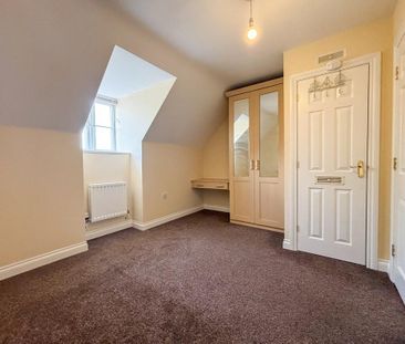 3 bedroom end of terrace house to rent - Photo 3