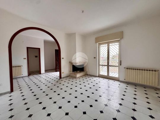 Villa a schiera d'angolo in affitto - Photo 1