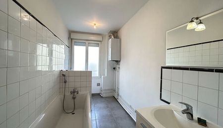Appartement 4 pièces 89m2 REIMS 770 euros - Photo 4