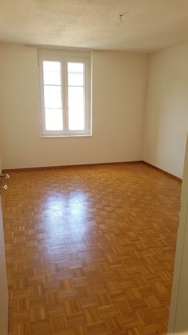 Appartement de 3,5 pièces au centre du village - Photo 4