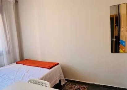 Avinguda de Sant Salvador, Barcelona, Catalonia 08913