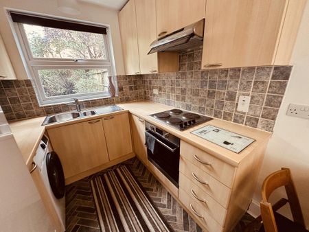 2 bedroom flat to rent - Photo 3