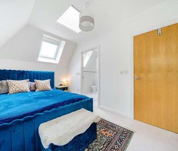 Constitution Hill, Woking, Surrey, GU22 - Photo 5