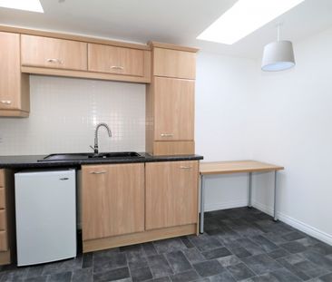 Farnborough Avenue, Rugby - Photo 5