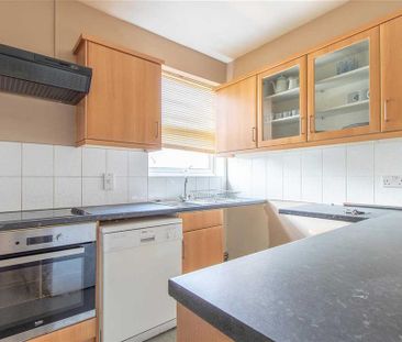 1 bedroom maisonette to rent - Photo 2