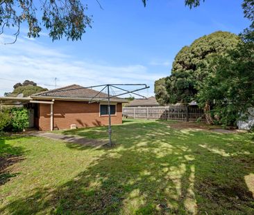 Charming Home In A Family Friendly Location - Photo 4