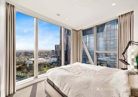 Two Bedroom Apartment with Panoramic City Views - FULLY FURNISHED - Photo 3