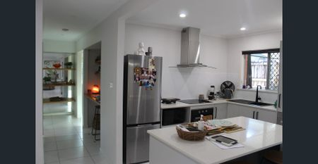 Renovated Fully Furnished home in Edge Hill - Photo 5