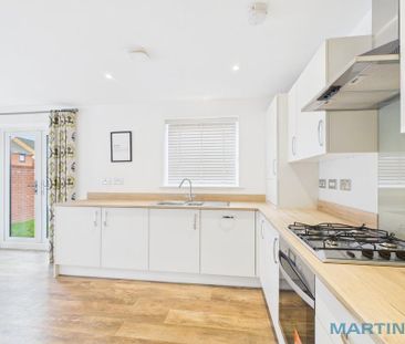 3 bedroom semi-detached house to rent - Photo 3