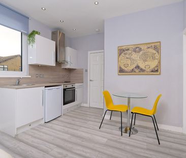 2 Bed Flat, Gladstone Place, AB24 - Photo 3