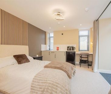 Studio to rent - Photo 2
