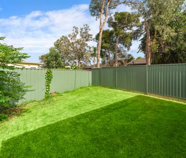 Near New 2 Bedroom Granny Flat - Photo 4