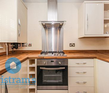 2 bed Ground Floor Flat for Rent - Photo 2