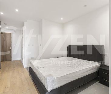 THE CLARENDON, 37 Clarendon Road, Watford - Photo 2