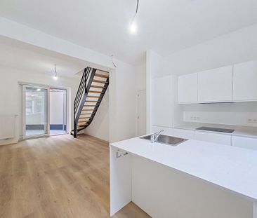 Duplex met twee slaapkamers in Saint-Gilles - foto 4