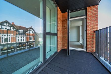 Flat to rent - Broadway, Bexleyheath, DA6 - Photo 4