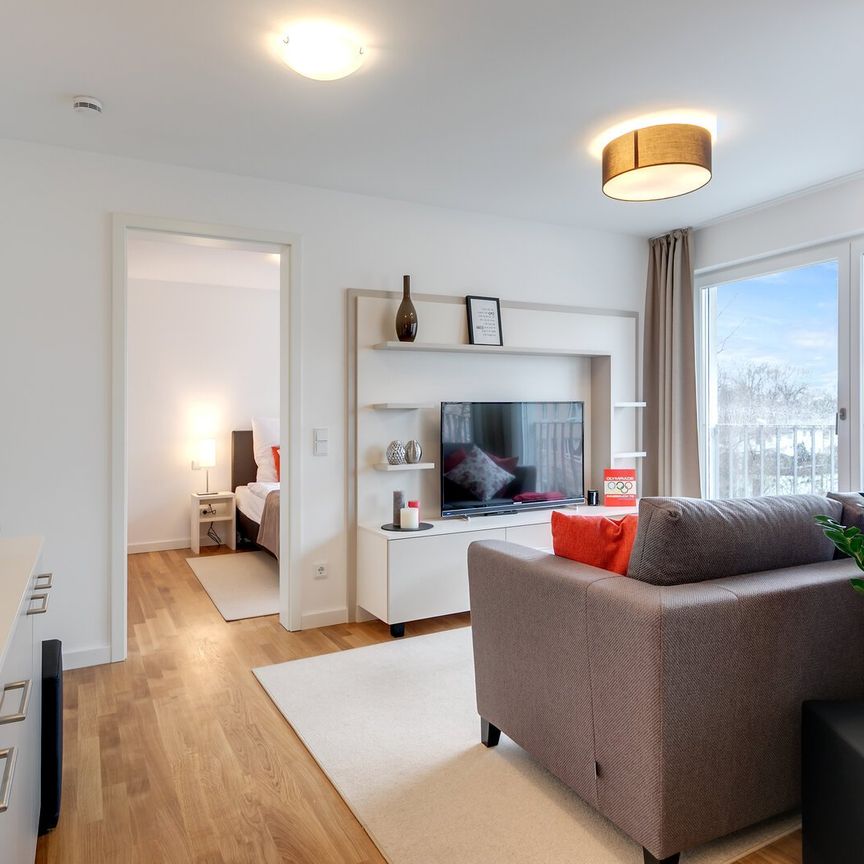 Fully furnished 2-room apartment for rent near subway - Photo 1