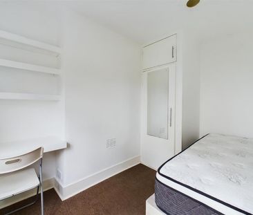 5 bedroom terraced house to rent - Photo 3