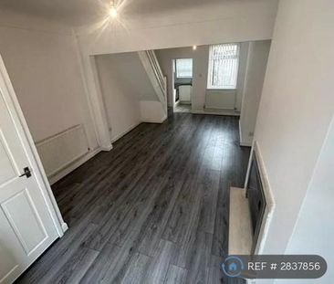 2 bedroom terraced house to rent - Photo 1