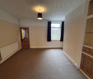2 Bedroom House to Rent in Russell Street, Kettering, NN16 - Photo 5