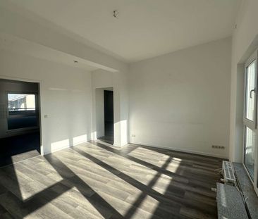 ++Große und Helle 3-Raumwohnung im Dachgeschoss++ - Photo 1