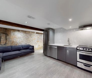 153 Niagara Street #Lower - Photo 1