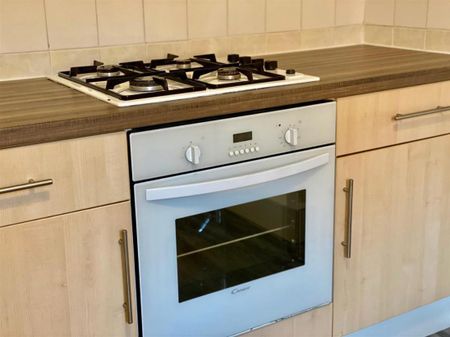 Windsor Avenue, Bensham, Gateshead - Photo 5