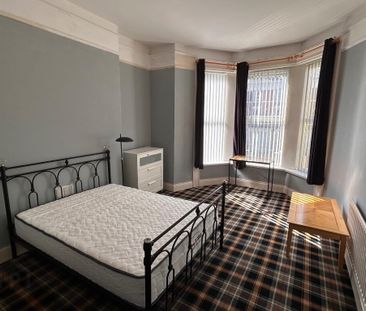 Room 4 22 Cliftonville Avenue, Belfast, BT14 6BX - Photo 4