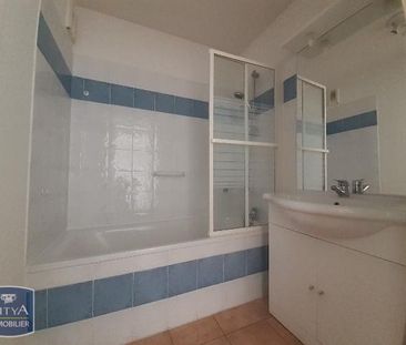 Location Appartement 2 pièces 47m² NIMES 30000 - Photo 2