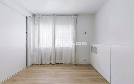 Piso en alquiler en Carrer d'Alfons XII, cerca de Carrer dels Madrazo - Photo 3