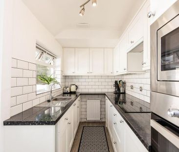 2 bedroom terraced house to rent - Photo 1