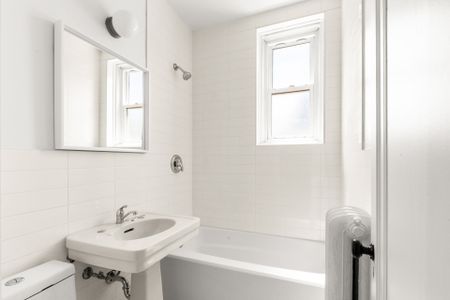 403 Boul. St Joseph O., Montréal (Outremont), QC H2V - Photo 5