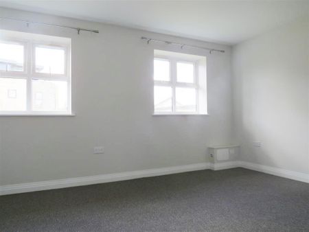 Ebberns Road - Photo 2