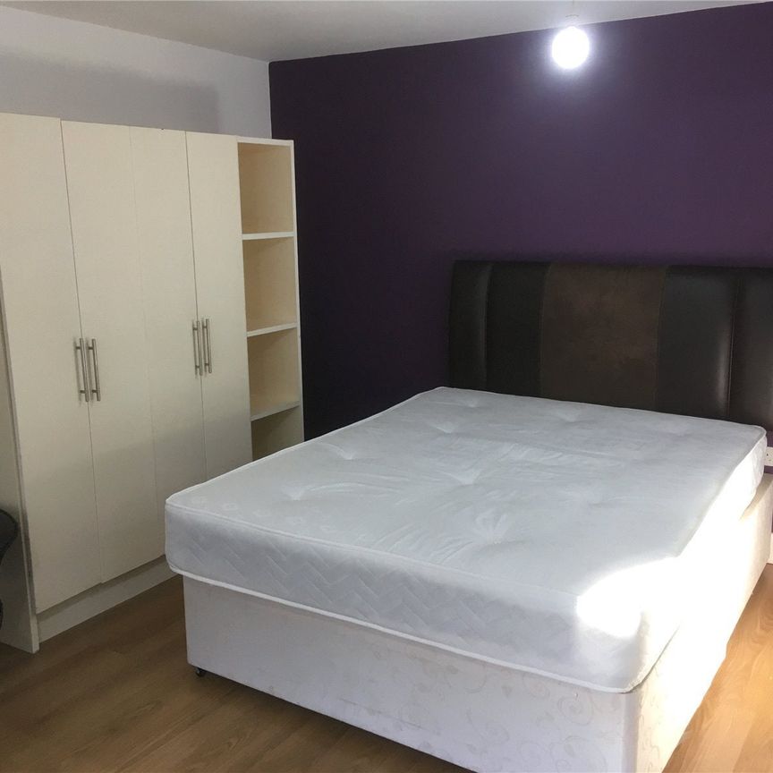 28 Bath Street, Huddersfield, HD1 - Photo 1