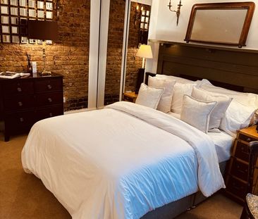 Studio Flat, Royal College Street, NW1 - Photo 2