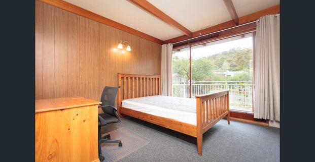 Sandy Bay Room - bills included - Photo 1