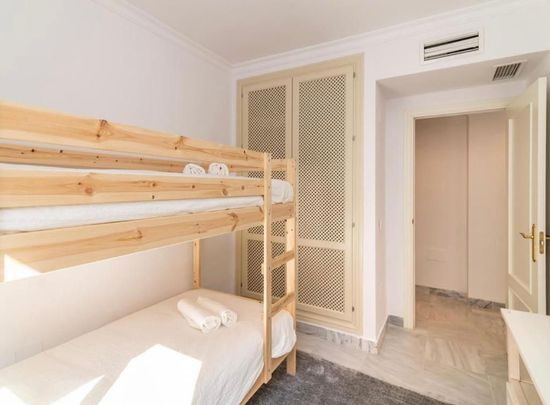 Alquiler Apartamento en Nueva Andalucía, Marbella - Photo 1