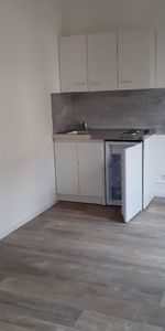 Location Appartement 2 pièces 27m² - Photo 4