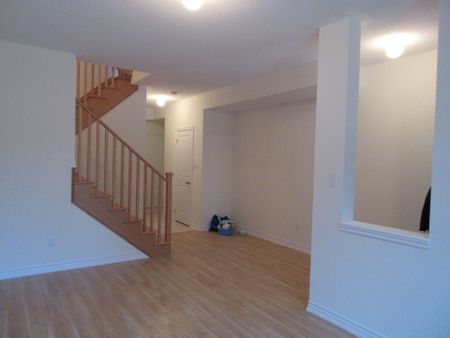 For Lease - 42 Robert Joffre Leet Avenue, Markham, Ontario - Photo 4