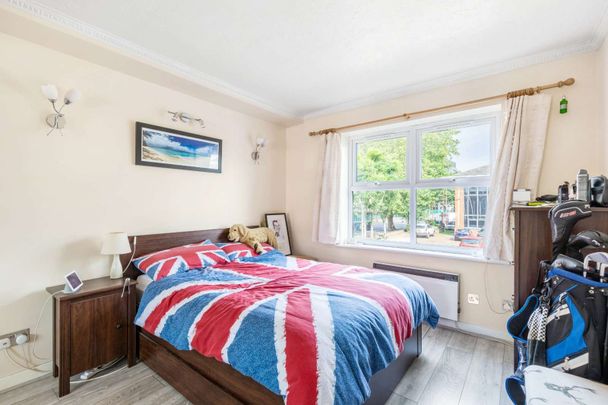 Lovely one bedroom first floor apartment in Twickenham - Photo 1