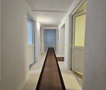 Spatiu birouri zona 13 Decembrie - Fotografie 1